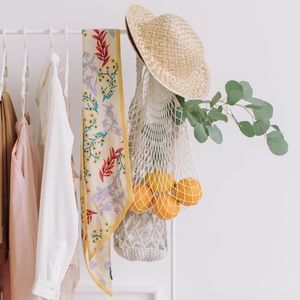 Meet your Posher, Val